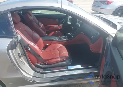 2007 Mercedes-Benz Sl 55 Amg z USA, uszkodzony, nr VIN WDBSK72F47F134092